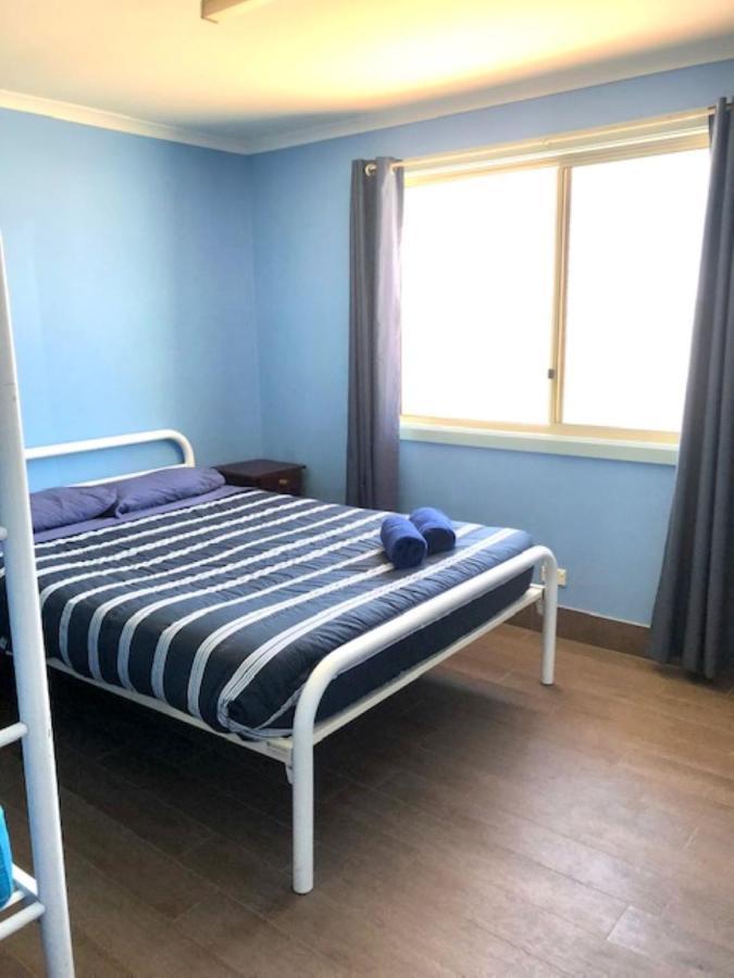 Bay Lodge Денъм Екстериор снимка