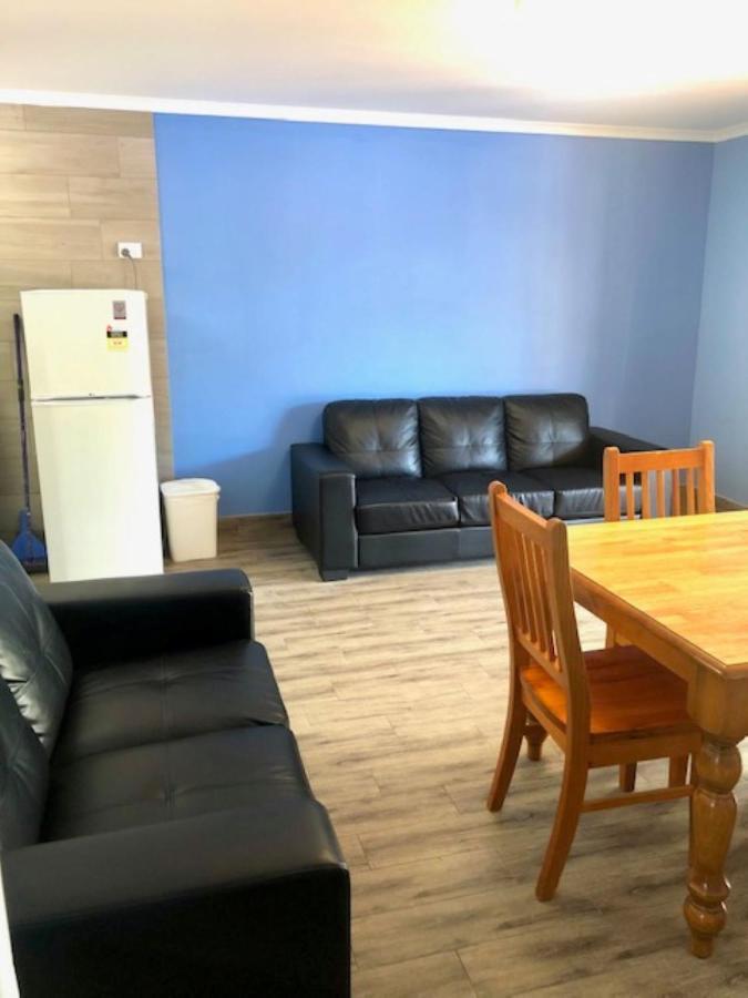 Bay Lodge Денъм Екстериор снимка