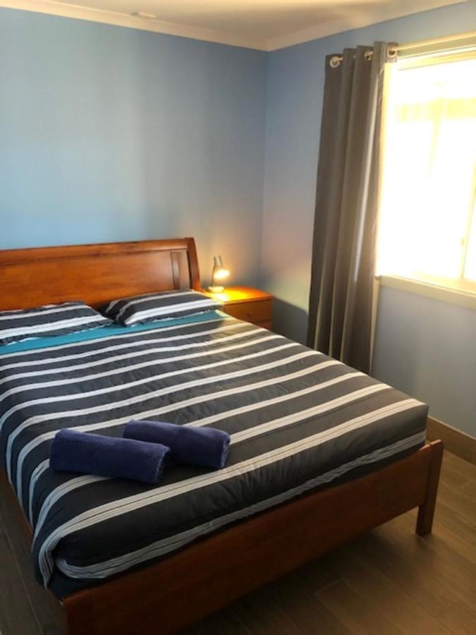 Bay Lodge Денъм Екстериор снимка
